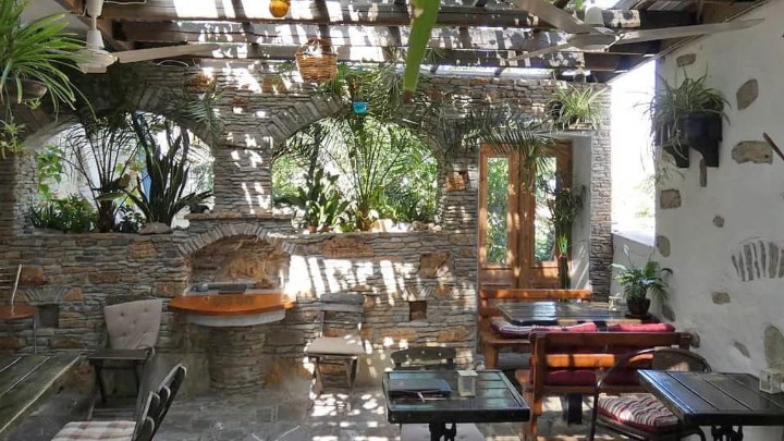 Το ομορφότερο εστιατόριο στον κόσμο είναι ελληνικό και βρίσκεται στη Σύμη!