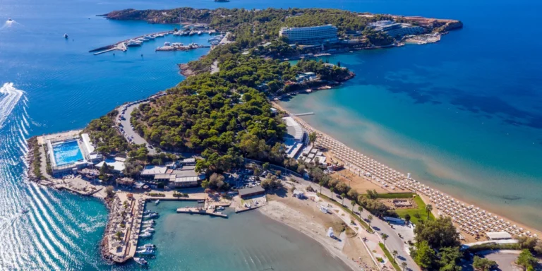 Η Αθηναϊκή Ριβιέρα ως διεθνές brand: Από την κοσμοπολίτικη παράδοση στην έξυπνη πόλη του αύριο