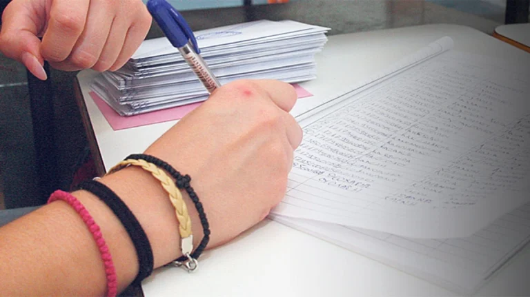 Συγχώνευση 27 ληξιαρχείων σε οκτώ δήμους για ενιαία εξυπηρέτηση και μείωση κόστους